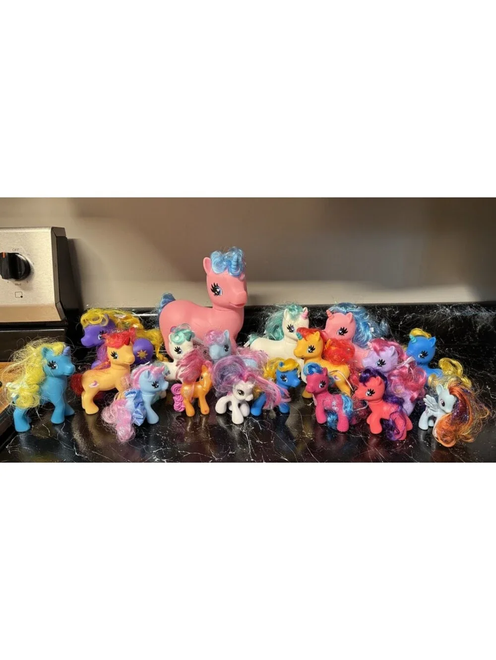 My Little Pony, Lot Of 18, Different Generations And Sizes Play Condition